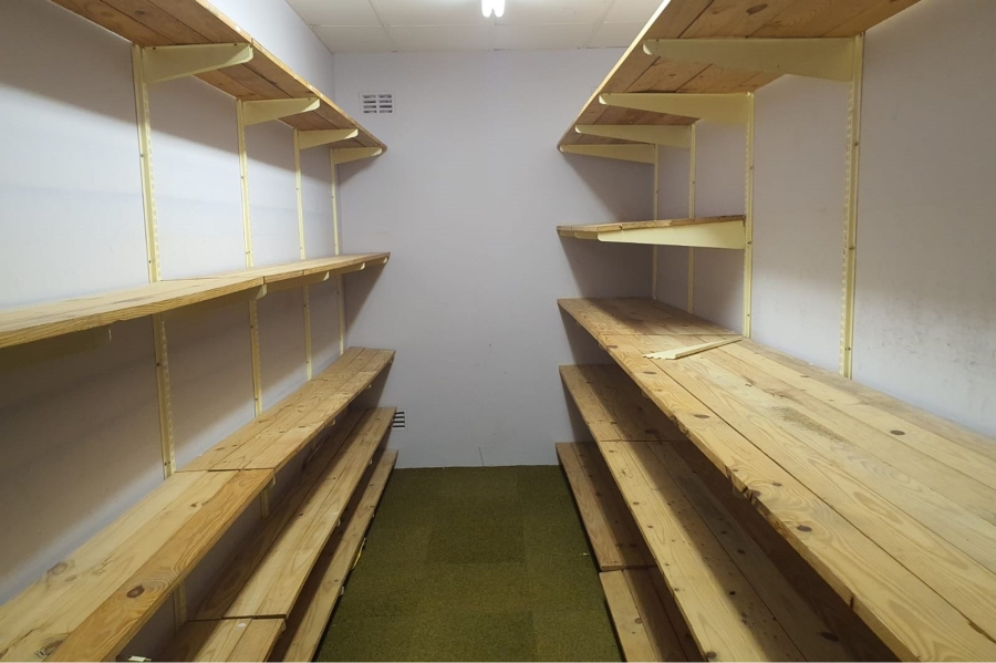 To Let commercial Property for Rent in Walmer Eastern Cape